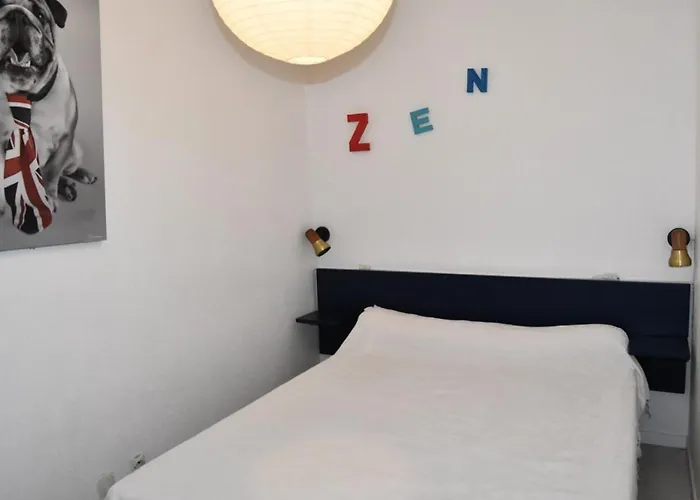 Apartamento Les Arenes - Appt T2 Cab Ou Mezz 6 Couchages Port Mae-6734 *